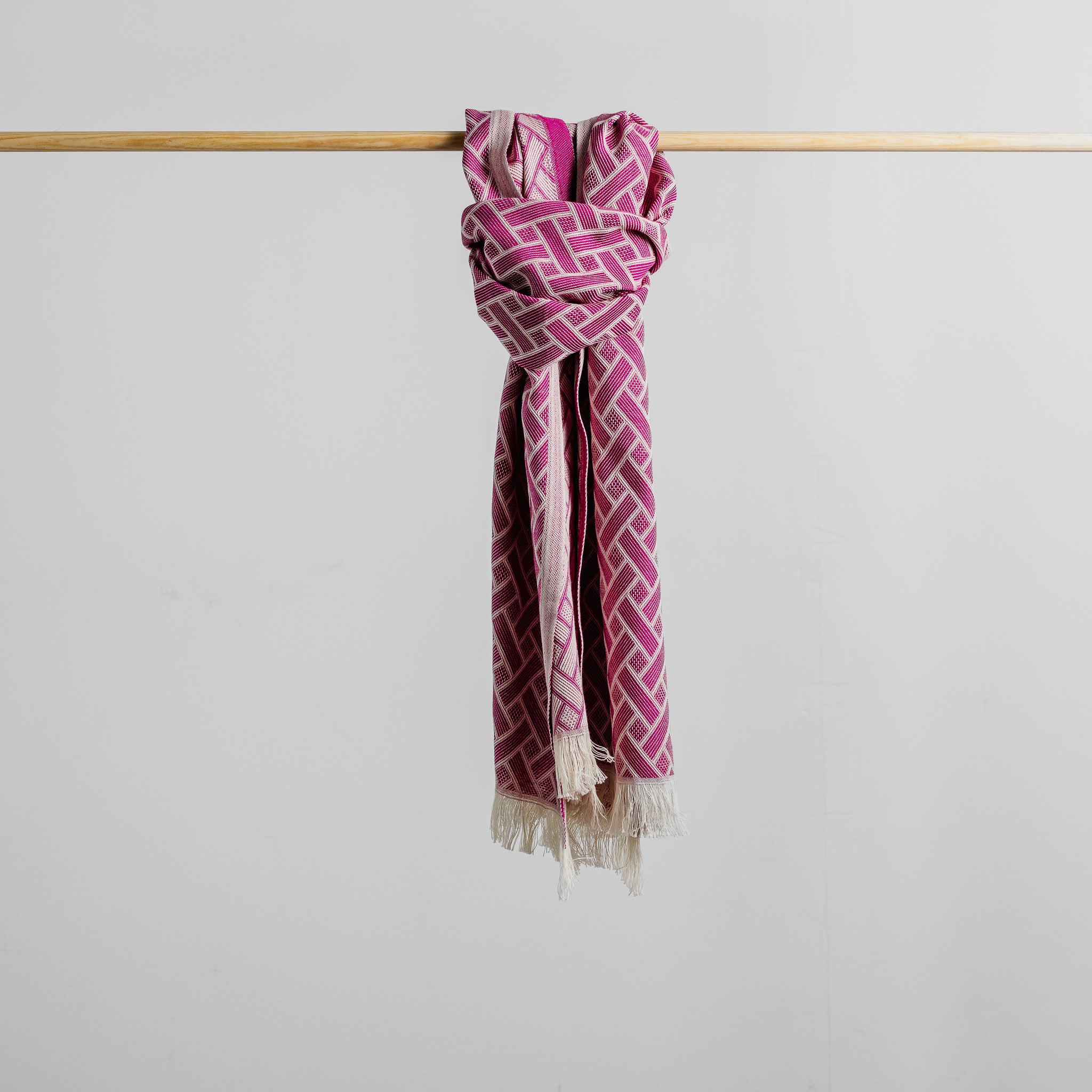 Skjerf - Flettet - Mørk Rosa