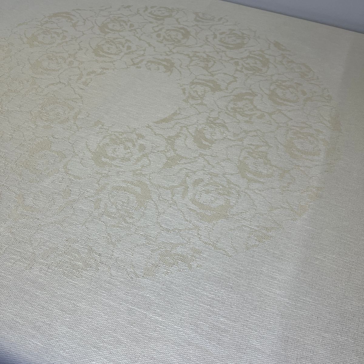 Rosekrans Creme 150x150cm